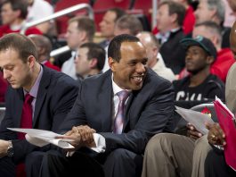 UNCW coach says focus on NCAA tourney, not another job