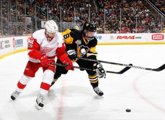 Tatar, Vanek lead Red Wings past Penguins