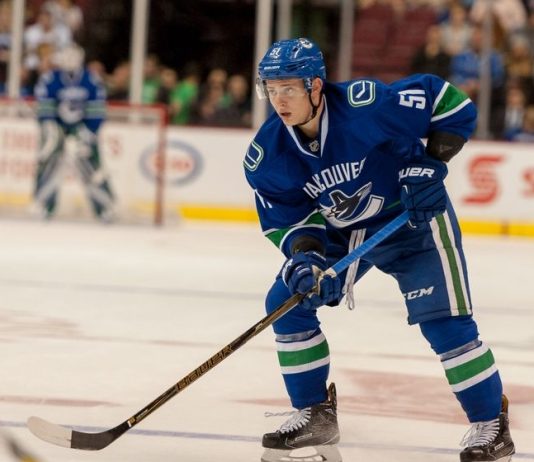 Canucks’ Troy Stecher diagnosed with mumps