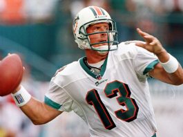 Dolphins sign Dan Marino to 1-day contract