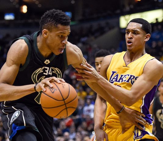 Milwaukee Bucks vs Los Angeles Lakers Odds & Prediction