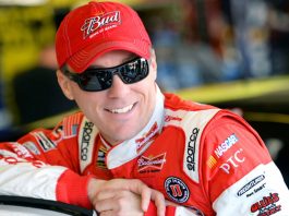 Harvick earns 1st NASCAR Cup pole on fresh Texas track