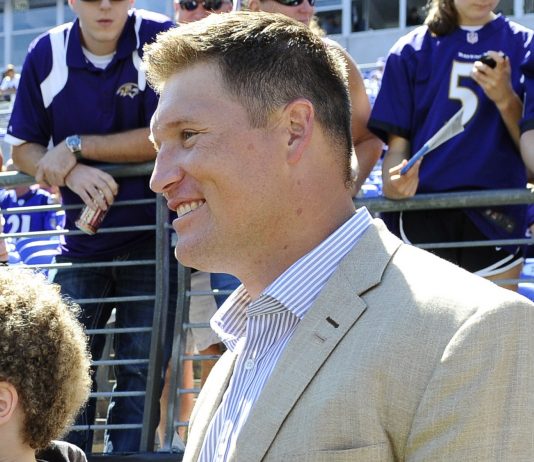 Ex-NFL player driving truck that ran over, killed daughter