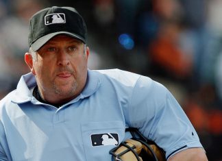 Umpire Dale Scott sustains concussion on Trumbo foul tip