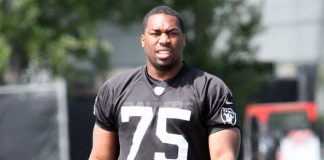 Broncos block late FG, beat Chargers 24-21 in Joseph’s debut