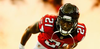 After season-ending injury, Trufant stars again for Falcons