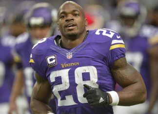 Peterson’s return marked with boos, not yards