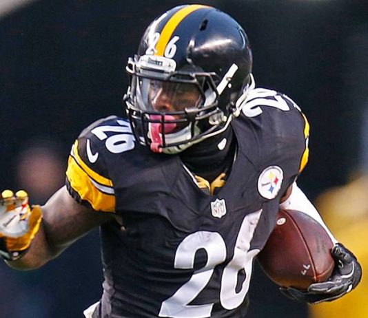Le’Veon Bell signs franchise tender, returns to Steelers