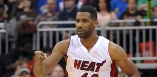 Wolves sign Shawne Williams, will waive