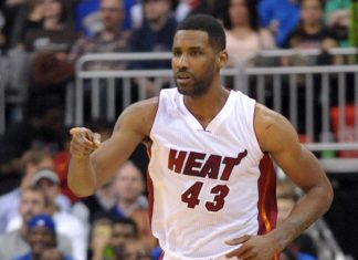 Wolves sign Shawne Williams, will waive