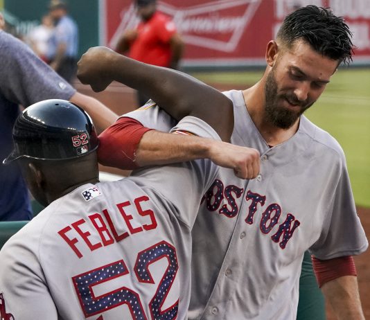 Porcello doubles off Scherzer to help Red Sox beat Nationals