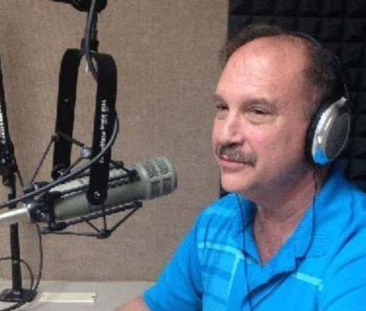 Sportscaster dies after Iowa floodwaters sweep him away