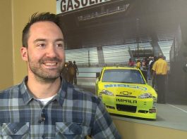 Paul Menard wins pole for NASCAR Cup Series race