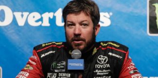 Martin Truex Jr. trying for 3rd straight win at Chicagoland