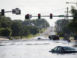 Longtime Iowa sportscaster killed as rain swamps Des Moines
