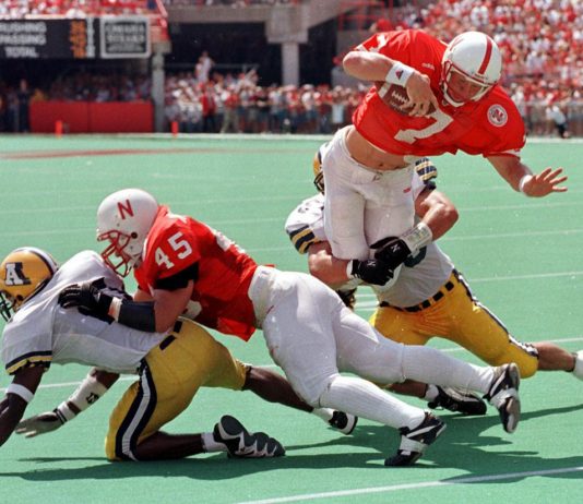 AKRON vs. NEBRASKA 9/1/2018 Free Pick & CFB Betting Prediction