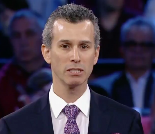 Florida school shooting victim honored at UCF-UConn game