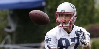 Pats’ Gronk gets $4.3M raise, highest paid tight end in NFL