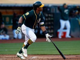 Davis hits 30th home run to help A’s edge Tigers 2-1