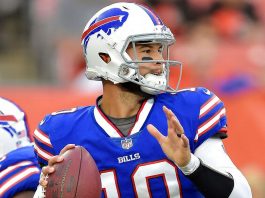 New Raiders backup QB AJ McCarron rushes to get up to speed