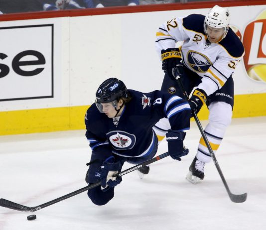 BUFFALO vs WINNIPEG NHL Odds, Pick & Preview
