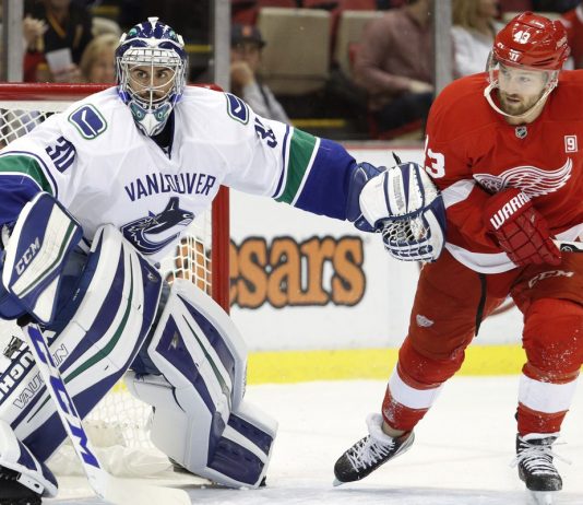 VANCOUVER vs DETROIT NHL Odds, Pick & Preview