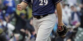 Brewers bring up RHP Barnes a day after 15-inning loss
