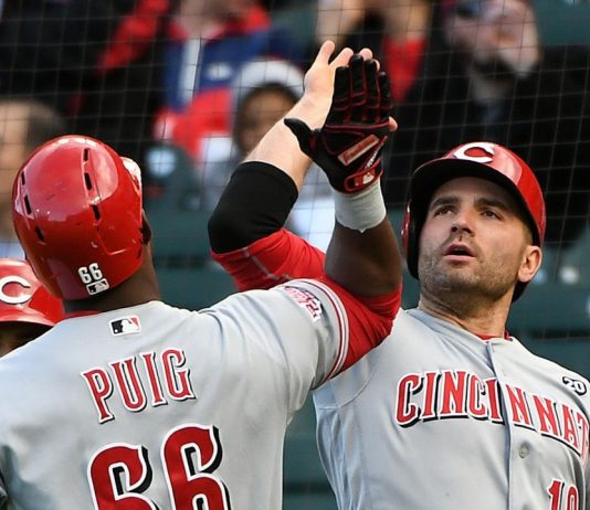 Dietrich breaks tie, Suarez and Puig homer as Reds top SF