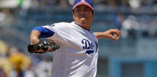 Dodgers’ Ryu pitching no-hitter thru 6 innings vs Nationals