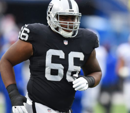 Raiders “concerned” over status of RG Gabe Jackson