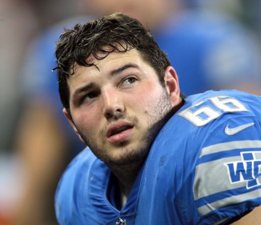 Lions agree to extension with OL Joe Dahl through 2021 Joe Dahl