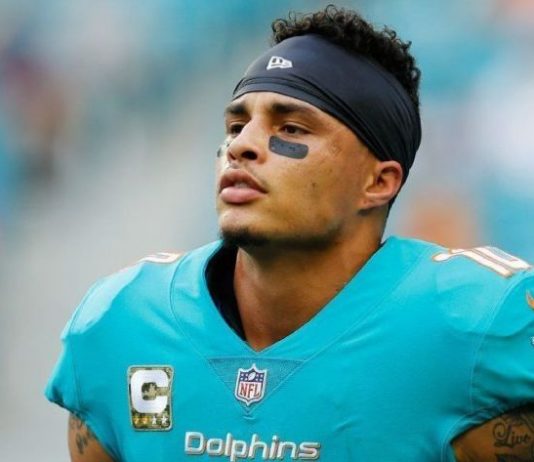 Dolphins’ Stills says his criticism of owner isn’t political