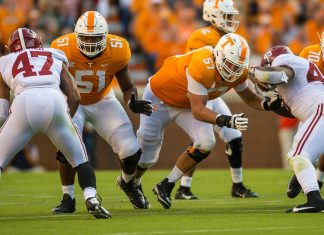 Ex-Vol Niehaus says injuries led to end of football career