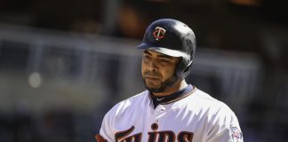 Twins lose DH Cruz to strained wrist in opener vs. Indians