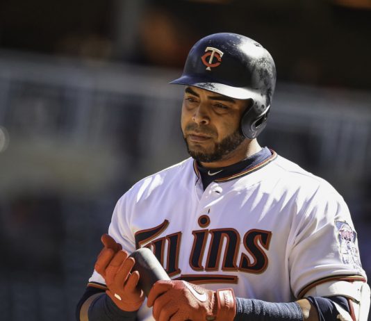 Twins lose DH Cruz to strained wrist in opener vs. Indians