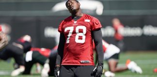 49ers lose backup OL Shon Coleman to serious leg injury