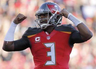 Bucs use goal-line stand to beat Panthers 20-14