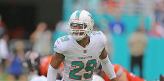 Dolphins DB Fitzpatrick requests trade but will play Sunday