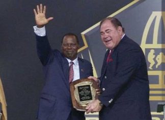 Colts’ PR staff wins football writers’ Pete Rozelle award