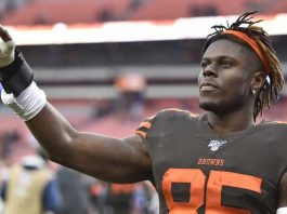 Agent asks Browns to trade tight end David Njoku
