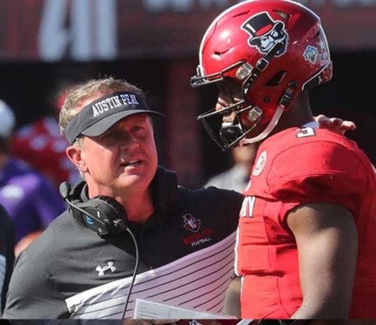 Austi Peay coach quits unexpectedly after 1 year on job