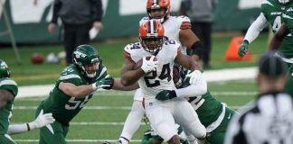 Browns fumble away first shot at playoffs amid wild weekend