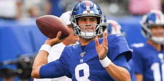 QB Daniel Jones questionable, could start Sunday for Giants