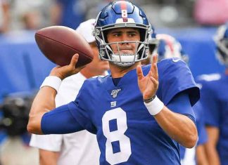 QB Daniel Jones questionable, could start Sunday for Giants