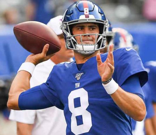 QB Daniel Jones questionable, could start Sunday for Giants