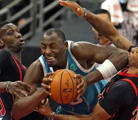 Raptors use late free throws for 116-113 win over Hornets