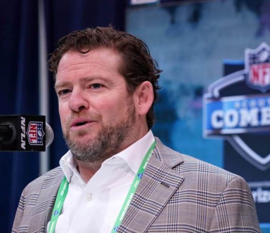 Panthers offer GM position to Seattle’s Scott Fitterer