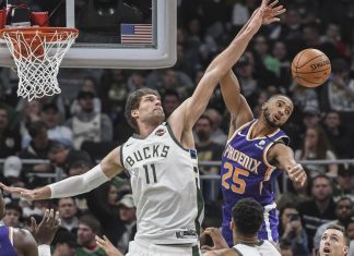 Milwaukee Bucks vs. Phoenix Suns Odds, Picks & Preview 2/10/2021